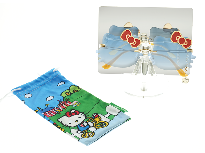 Hello Kitty Tricycle